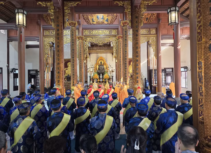 Đại lễ cầu siêu nạn nhân tử vong do tai nạn giao thông năm 2024 ảnh 11