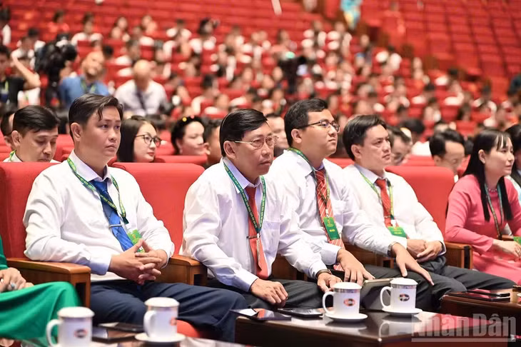 Các đại biểu về dự Đại hội.