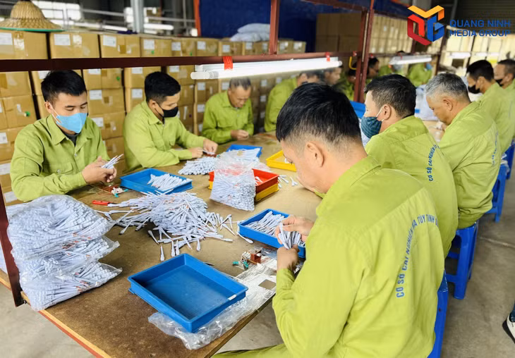 Học viên Cơ sở cai nghiện ma túy tỉnh Quảng Ninh lao động trị liệu.