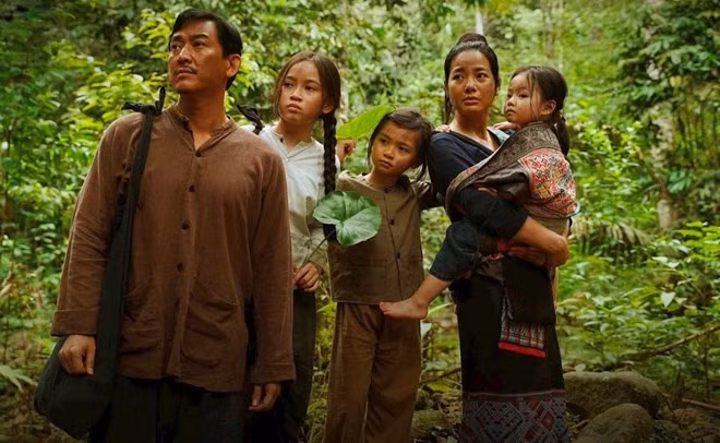 Hứa Vĩ Văn đóng trong phim "Tận hiến". Ảnh: Đoàn phim.
