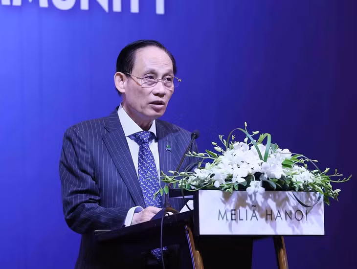 Đồng chí Lê Hoài Trung, Ủy viên Bộ Chính trị, Bộ trưởng Ngoại giao phát biểu khai mạc. (Ảnh: An Đăng/TTXVN)
