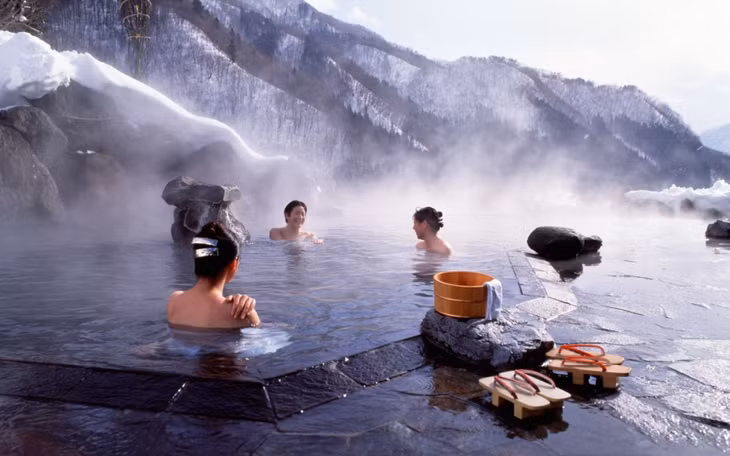 Tắm Onsen