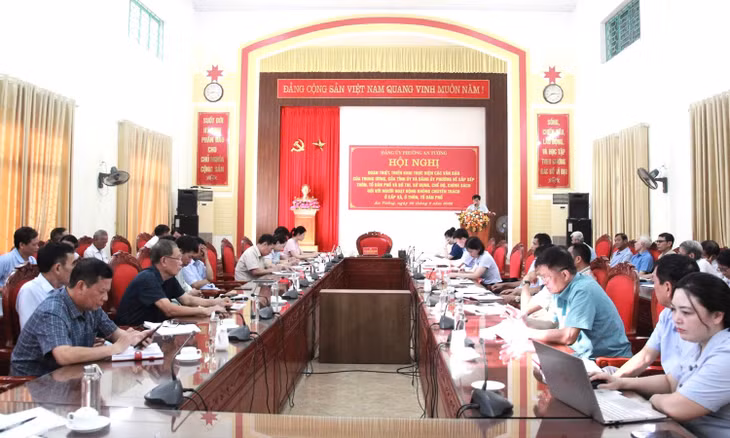 Đảng ủy phường An Tường (tỉnh Tuyên Quang) tổ chức hội nghị quán triệt, triển khai thực hiện các văn bản của Trung ương, Tỉnh uỷ và Đảng uỷ phường về sắp xếp thôn, tổ dân phố.