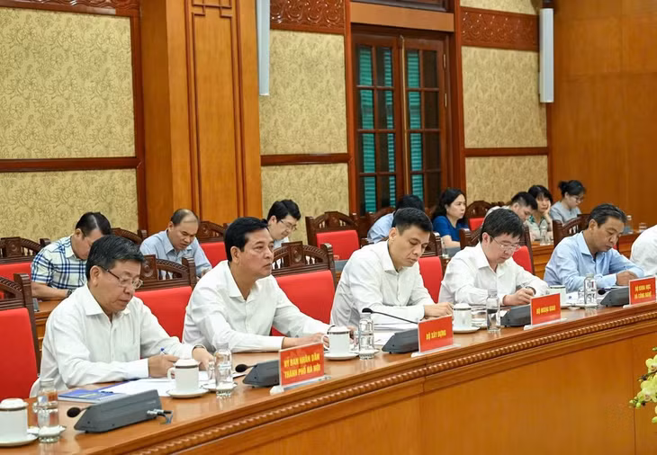 Các đại biểu dự cuộc họp. (Ảnh: DUY LINH)