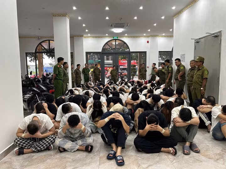 Công an TP.HCM phát hiện, xử lý nhóm đối tượng người nước ngoài cư trú trái phép, nghi vấn hoạt động lừa đảo trên không gian mạng. (Ảnh: Công an TP.HCM)