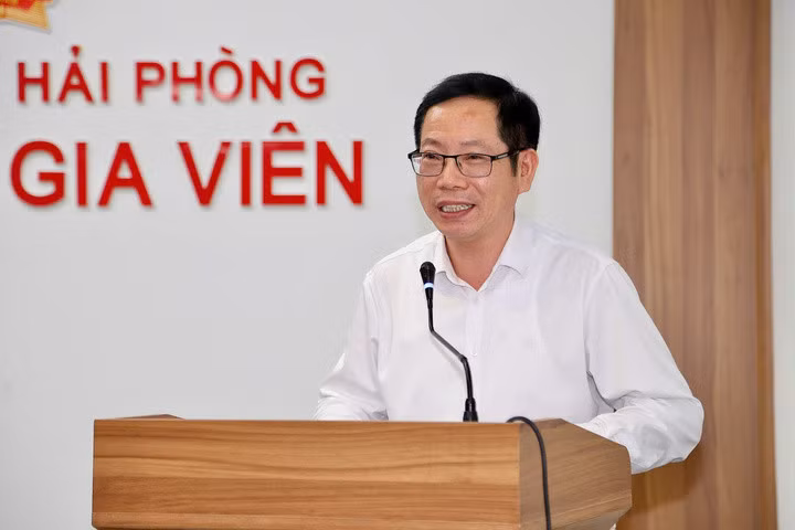 Ông Vũ Tiến Phụng, Phó Chủ tịch UBND thành phố đề nghị đẩy mạnh tuyên truyền gương người tốt, việc tốt để xây dựng môi trường xã hội Hải Phòng ngày càng an toàn, văn minh và nghĩa tình.