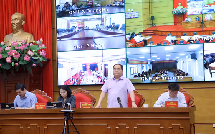 Đồng chí Quản Minh Cường, Ủy viên Trung ương Đảng, Bí thư Tỉnh ủy, Trưởng Đoàn ĐBQH tỉnh, kết luận hội nghị.