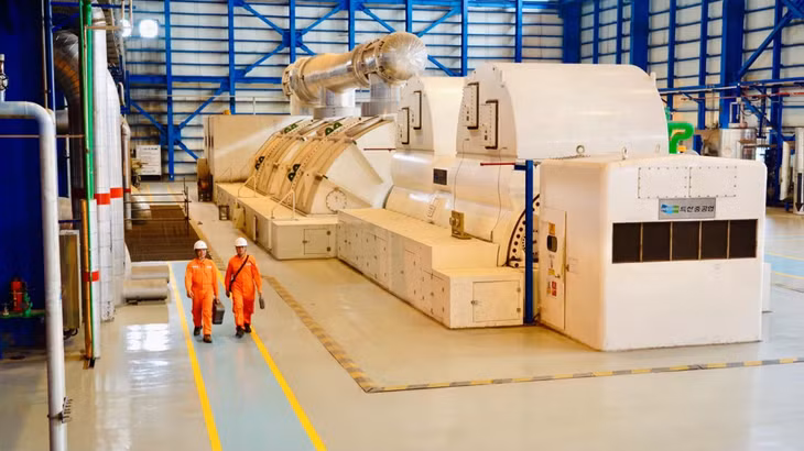 Khu vực tuabin Tổ máy số 1 Nhà máy Nhiệt điện Mông Dương 1. Ảnh đơn vị cung cấp