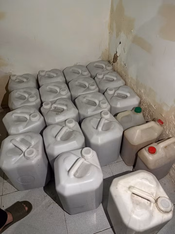 Công an TP.HCM khuyến cáo người dân chỉ mua thuốc tại các cơ sở y tế, nhà thuốc uy tín, có giấy phép rõ ràng. (Ảnh: CACC)