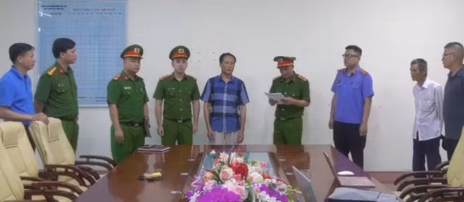 Khởi tố, bắt tạm giam 3 nguyên cán bộ thuế tỉnh Lào Cai. Ảnh: ĐVCC