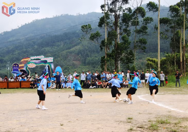 Bóng đá nữ Sán Chỉ trở thành sản phẩm văn hóa du lịch đặc trưng, độc đáo của xã Bình Liêu.