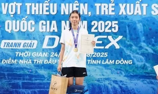 Tay vợt Nguyễn Thị Thu Huyền đã chiến thắng ở chung kết đơn nữ Giải vô địch trẻ quốc gia 2026. Ảnh: Liên đoàn cầu lông Việt Nam