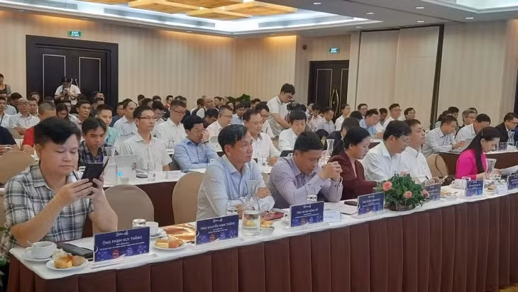 Các đại biểu tham dự sự kiện.