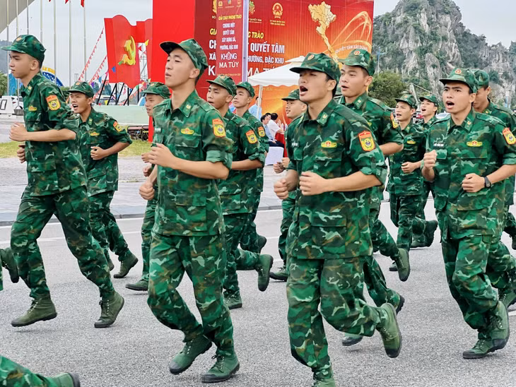 Đội chạy của Bộ Chỉ huy Quân sự tỉnh.