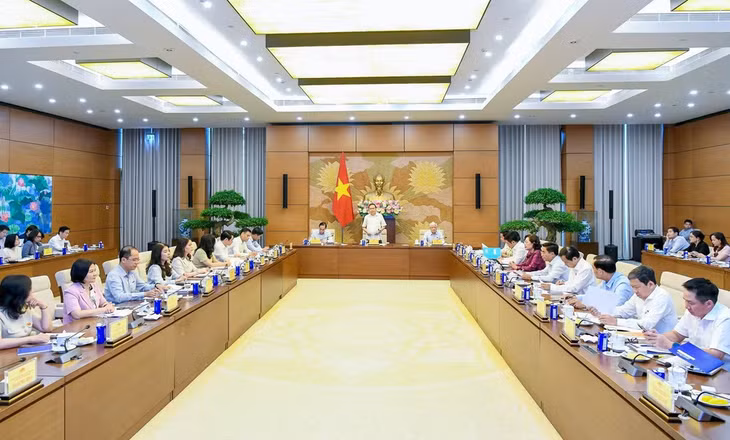 Quang cảnh cuộc làm việc tại Nhà Quốc hội. (Ảnh: DUY LINH)