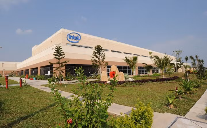 Nhà máy Intel Products Việt Nam tại Khu Công nghệ cao TP.HCM.