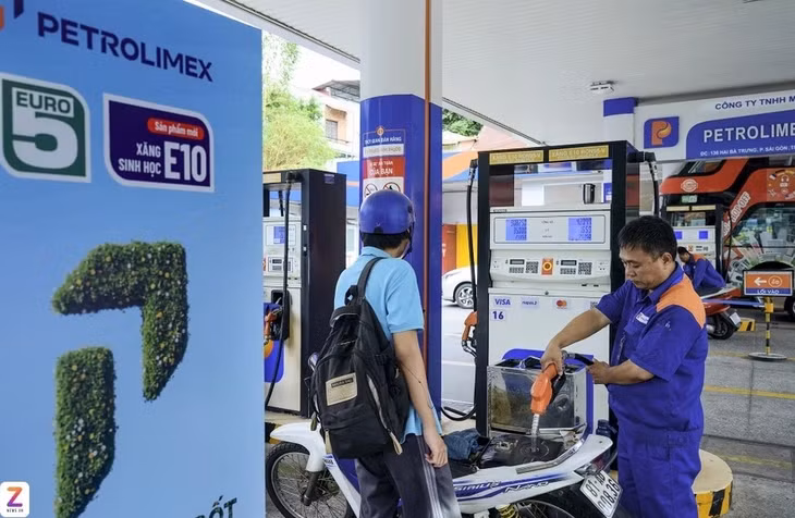 Xăng E10 chính thức "phủ sóng" toàn quốc. Ảnh: Hoài Bảo.