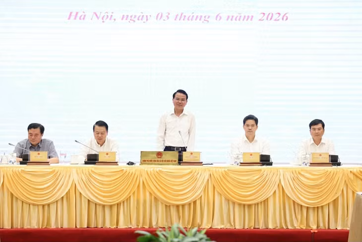 Bộ trưởng, Chủ nhiệm Văn phòng Chính phủ Đặng Xuân Phong, Người phát ngôn của Chính phủ, chủ trì họp báo thường kỳ tháng 5/2026 - Ảnh: VGP/QP