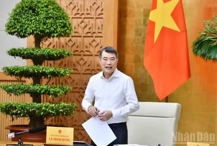 Thủ tướng Chính phủ Lê Minh Hưng phát biểu ý kiến chỉ đạo tại Phiên họp Chính phủ thường kỳ tháng 5. (Ảnh: THANH GIANG)