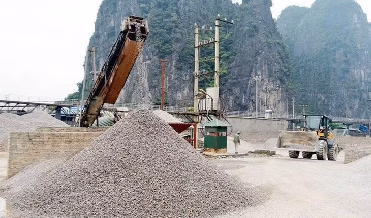 Khuyến khích tận dụng đất, đá thải, phế thải phát sinh trong hoạt động khai thác, chế biến khoáng sản làm vật liệu xây dựng để sản xuất vật liệu xây dựng