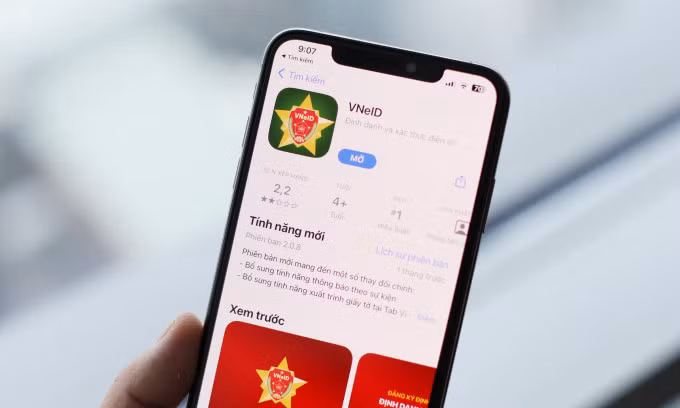 Ứng dụng VNeID hiển thị trên iPhone. Ảnh: Khương Nha