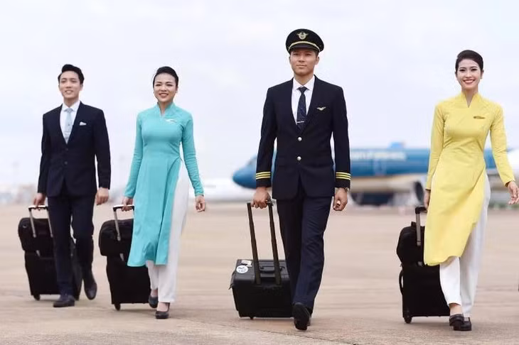 Sáu tháng đầu năm, số chuyến bay của Vietnam Airlines tăng gần 9% so cùng kỳ, giờ khai thác tăng hơn 11%, số khách vận chuyển trên toàn mạng tăng 10% so cùng kỳ.