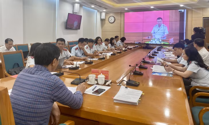 Quang cảnh hội nghị tại điểm cầu UBND tỉnh Quảng Ninh.