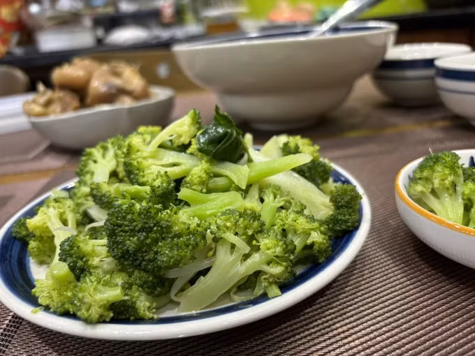 Súp lơ giàu sulforaphane có đặc tính kháng khuẩn. Ảnh: Anh Chi