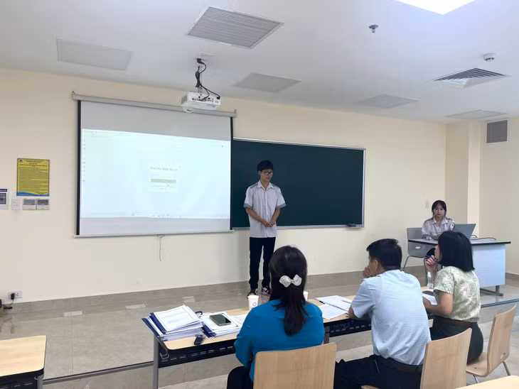 Nhiều bài thi có chất lượng chuyên môn cao, thể hiện trí tuệ, sức sáng tạo mạnh mẽ.