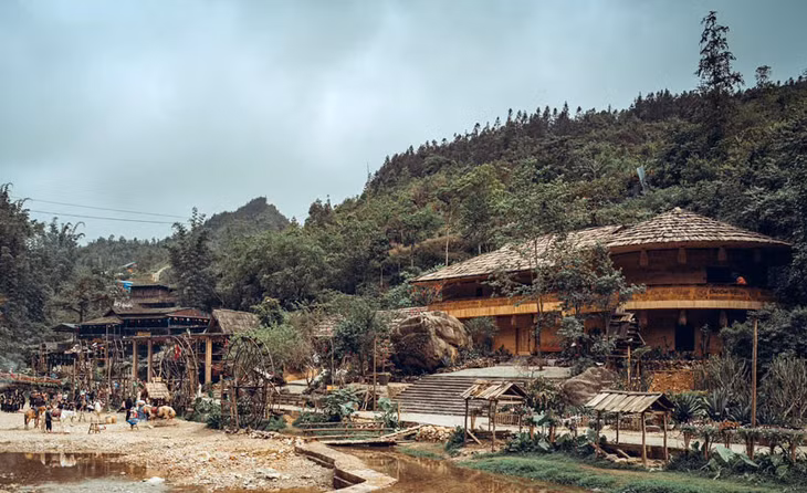 Tuy có địa hình hiểm trở, bản Cát Cát lại sở hữu những tiềm năng vô cùng phong phú, trở thành điểm nhấn của du lịch Sa Pa. Ảnh: An Vi