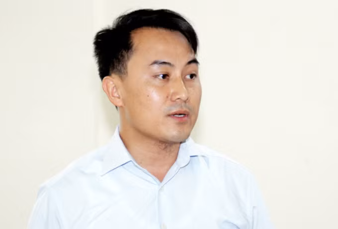 Ông Dương Anh Dũng tại một cuộc họp khi đang đương chức Chủ tịch xã Lưu Vĩnh Sơn hồi tháng 6/2022. Ảnh: Lưu Thành