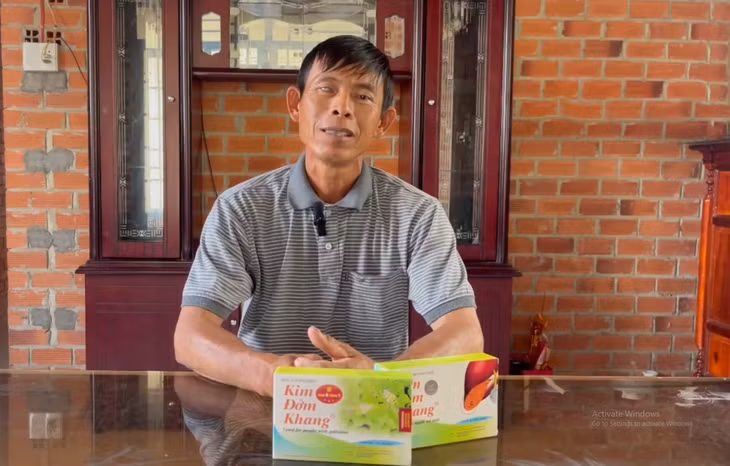 Chú Võ Văn Anh từng trải qua các cơn đau quặn ruột, quặn gan do sỏi mật