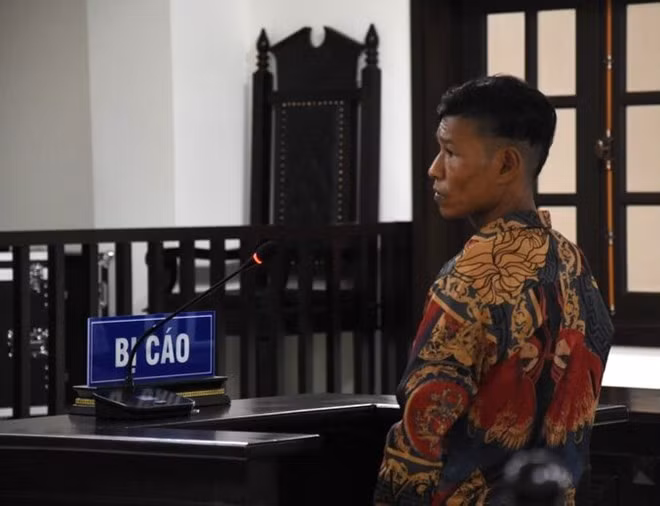 Bị cáo Thạch Hiêl tại phiên tòa. Ảnh: Nhật Hồ