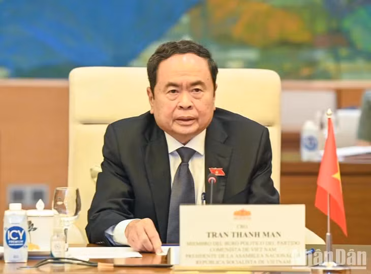 Chủ tịch Quốc hội Trần Thanh Mẫn phát biểu tại buổi tiếp. (Ảnh: DUY LINH)
