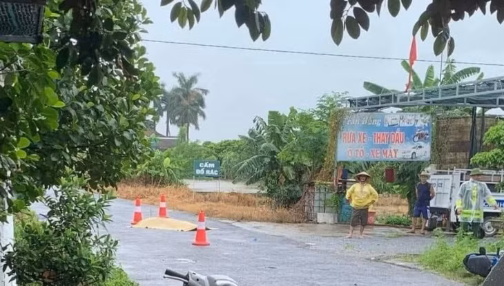 Hiện trường vụ tai nạn khiến một người tử vong.