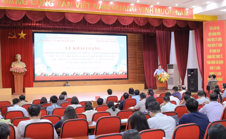 Quang cảnh buổi lễ khai giảng.