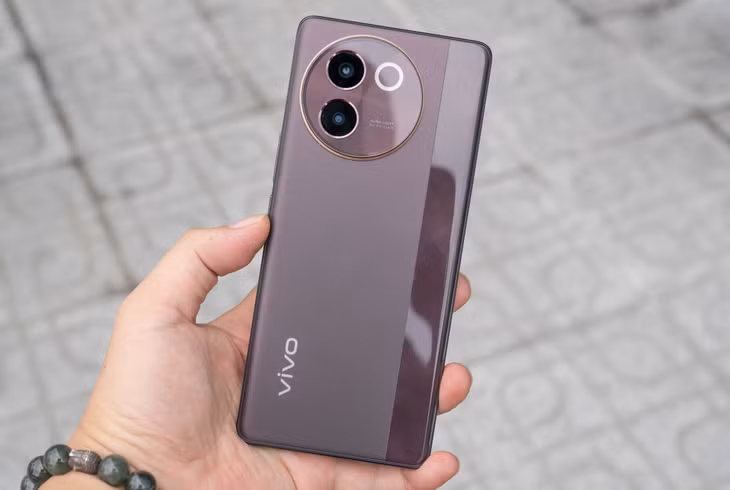 7 smartphone nổi bật tầm giá 10 triệu đồng ảnh 3