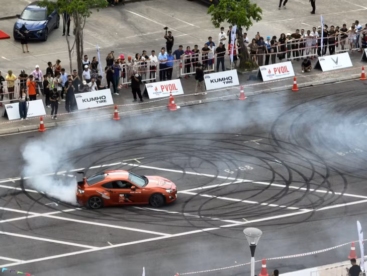 Fun Wheels Festival Hạ Long 2024 là lễ hội xe lần đầu tiên được tổ chức tại Việt Nam.