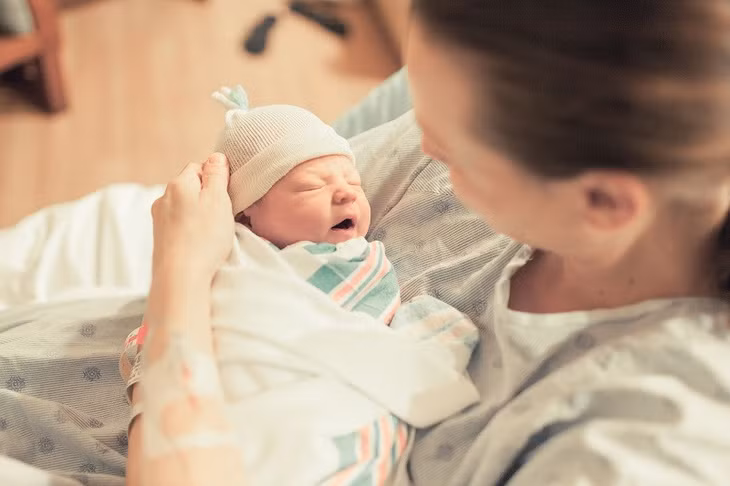 Trẻ nhỏ sức đề kháng kém, hệ tiêu hóa của trẻ còn chưa được hoàn thiện dễ mắc tiêu chảy.