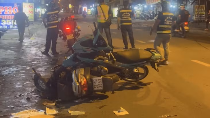 Hiện trường vụ tai nạn khiến một phụ nữ tử vong. Ảnh: N.H
