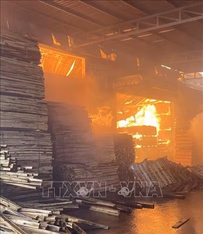 Hiện trường vụ cháy. Ảnh: TTXVN phát