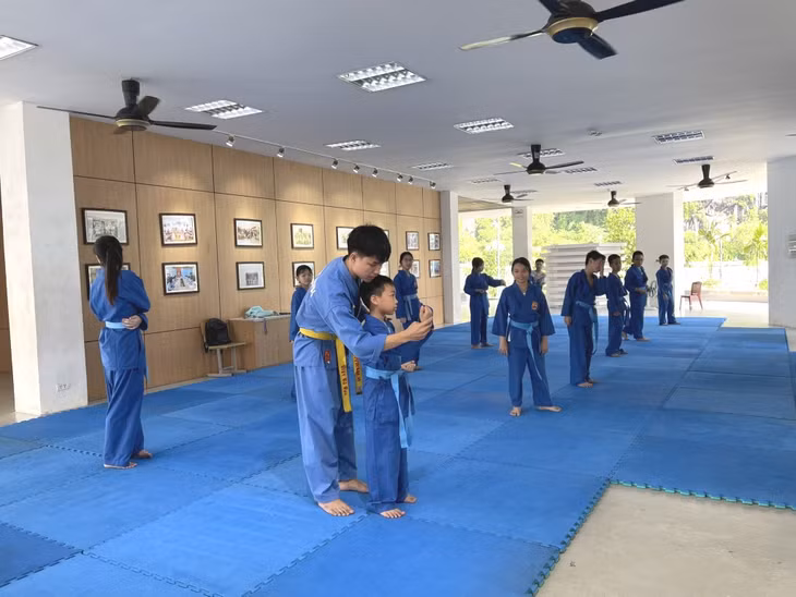 Lớp học võ thuật hè 2024 tại Cung văn hóa thanh thiếu nhi tỉnh Quảng Ninh.