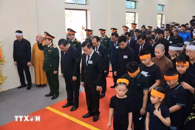 Quang cảnh lễ truy điệu Tổng Bí thư Nguyễn Phú Trọng tại Nhà văn hóa thôn Lại Đà, xã Đông Hội. (Ảnh: TTXVN)