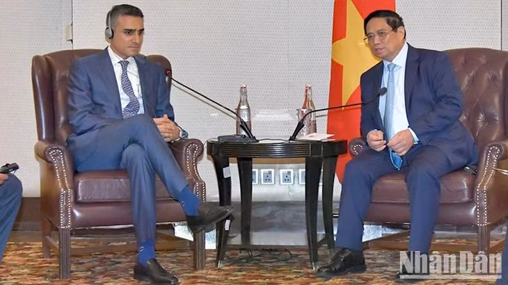 Thủ tướng Phạm Minh Chính tiếp ông Shikhar Malhotra, Giám đốc Tập đoàn HCL.