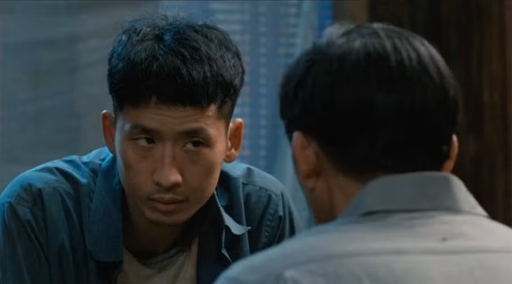 Làm giàu với ma (30/8) thuộc thể loại gia đình/hài hước - công thức từng giúp nhiều phim Việt đại thắng phòng vé. Dự án có sự góp mặt của dàn diễn viên nổi tiếng như Hoài Linh, Tuấn Trần, Diệp Bảo Ngọc hay Lê Giang… Phim kể về cuộc giao kèo giữa Lanh (Tuấn Trần) và Na (Diệp Bảo Ngọc). Ma nữ Na sẽ giúp Lanh kiếm tiền dựa trên phước phần của mình, còn nếu tham lam muốn nhiều hơn thì anh sẽ phải trả giá.