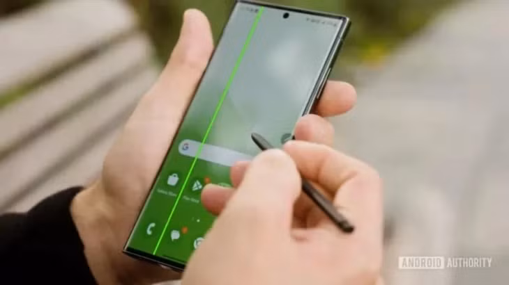 Samsung bị cho là có nhiều quy định oái oăm về bảo hành điện thoại. Ảnh: Andoid Authority.