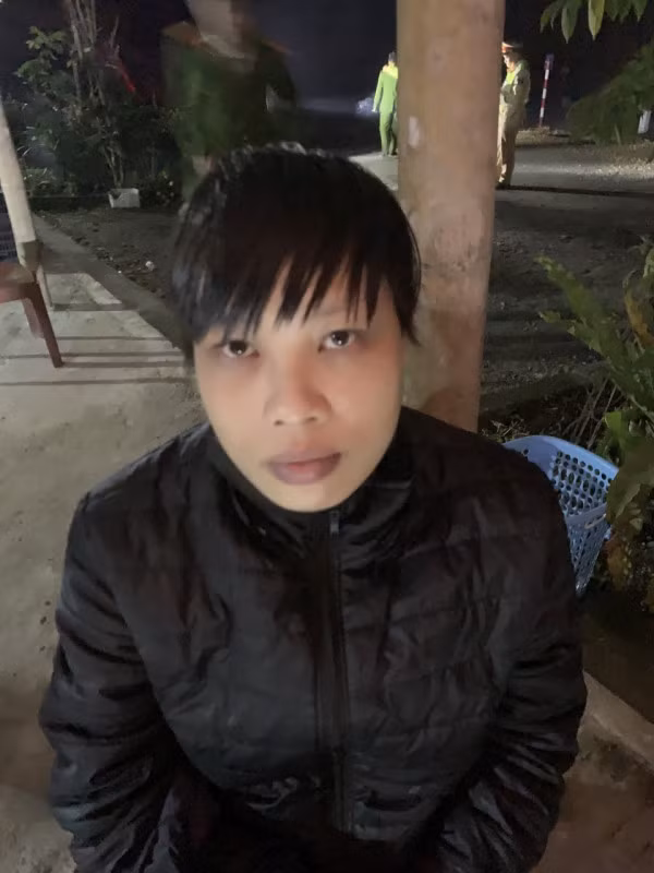Đối tượng Bùi Thị Liên thời điểm vừa bị Công an tỉnh Hòa Bình bắt giữ.