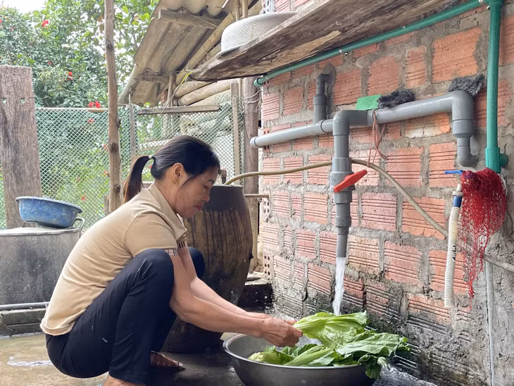Người dân xã Phong Dụ (huyện Tiên Yên) được sử dụng nước sinh hoạt hợp vệ sinh do tỉnh đầu tư.