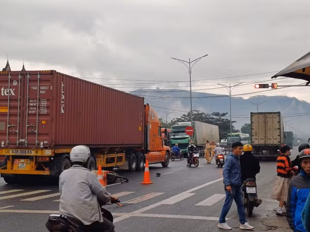 Hiện trường vụ tai nạn. (Ảnh A.P)