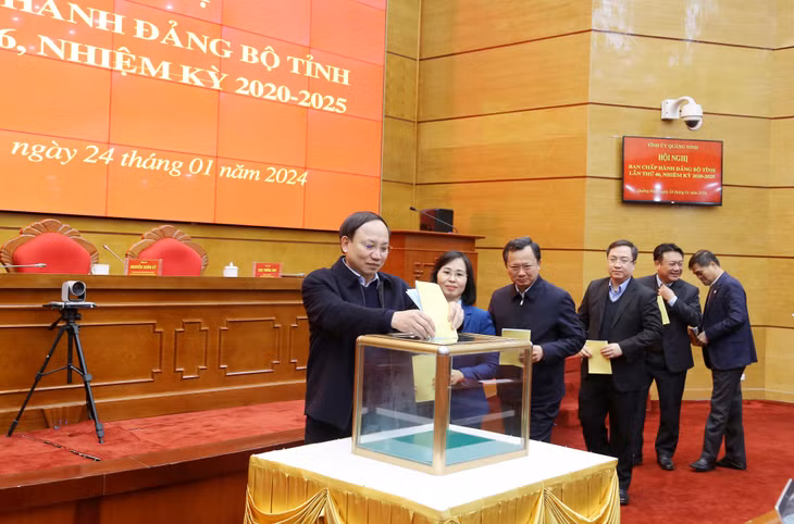 Hội nghị Ban Chấp hành Đảng bộ tỉnh